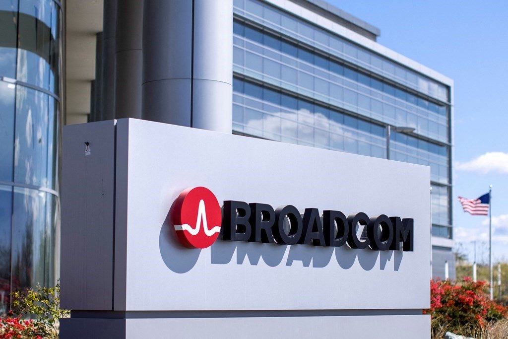 Broadcom Inc. thông qua mức cổ tức hàng quý lên tới 5,25 USD