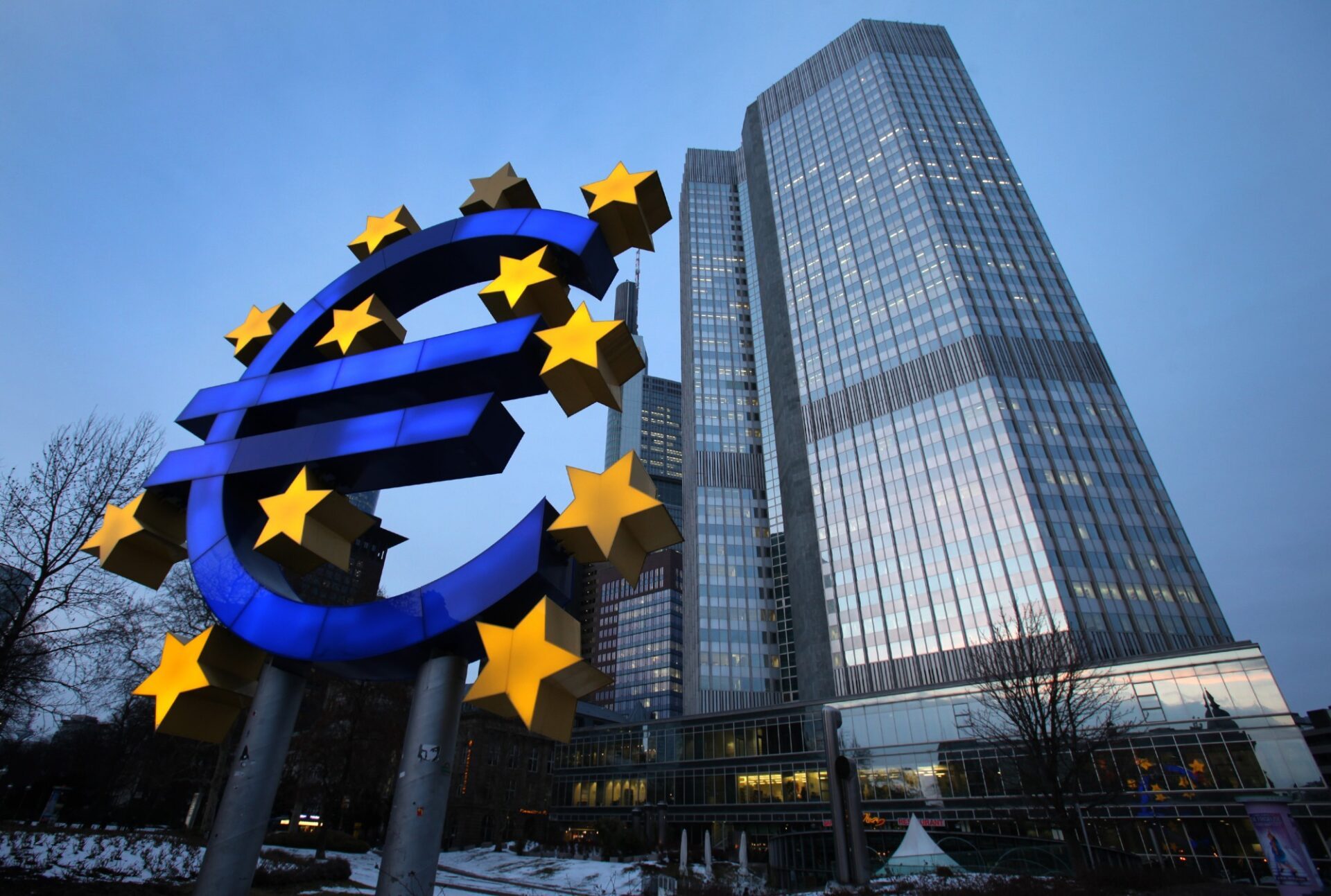 Nhìn lại Tuần 14: Việc châu Âu giảm lãi suất vào giữa năm trở nên khả thi hơn