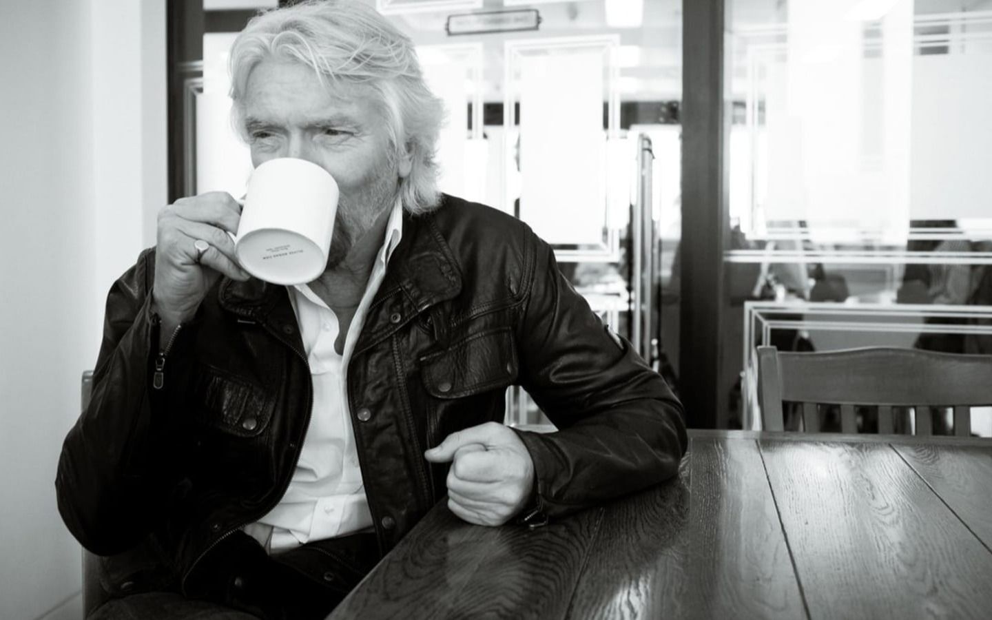 Lời khuyên vàng từ tỷ phú Richard Branson để vượt qua sự nghi ngờ bản thân