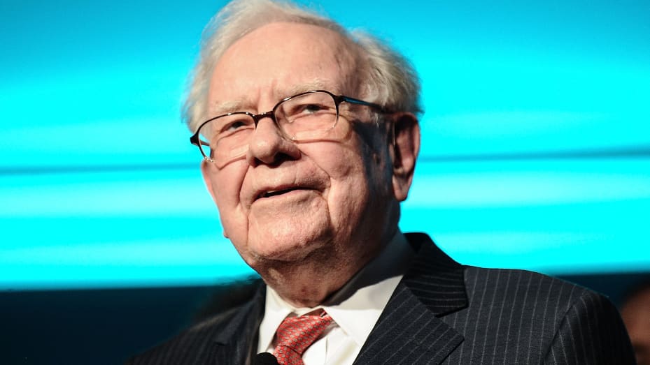 Chủ tịch tập đoàn Berkshire Hathaway Warren Buffett