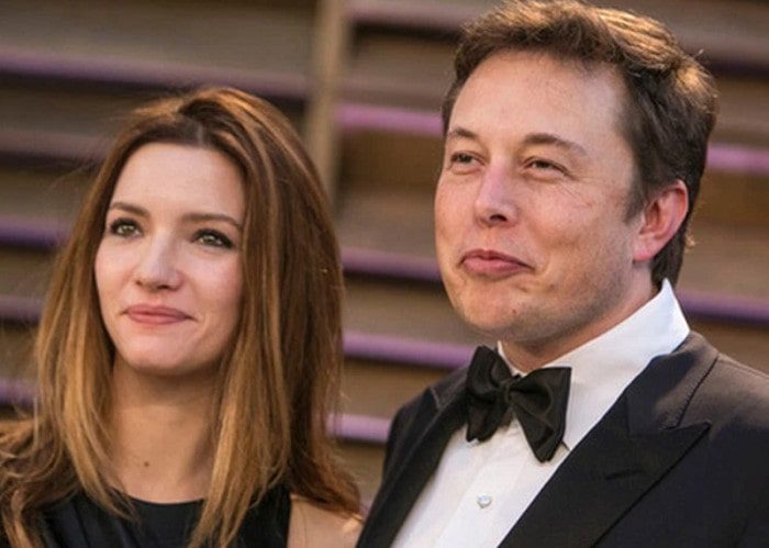 Elon Musk Gặp Khó Khăn Trong Việc Kêu Gọi Vốn Đầu Tư Vào SpaceX Và Đổ Vỡ Hôn Nhân